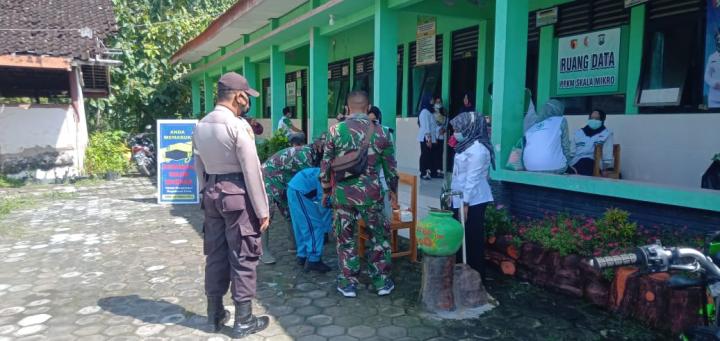 Manfaatkan Ruang Kelas Jadi Ruang Data PPKM Dilokasi TMMD 110 Bojonegoro